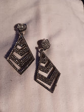 Load image into Gallery viewer, Handmade Rhinestone and Felt Hoop Clip On Earrings
