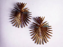 Load image into Gallery viewer, Gold Metal Art Deco Design Clip On Earrings
