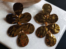 Load image into Gallery viewer, Abstract Minimalist hammered leaf design metal Earrings (pierced ears) gold color
