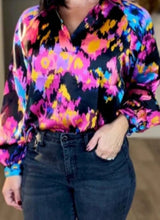 Load image into Gallery viewer, Ladies Graffiti floral print Satin Blouse small new

