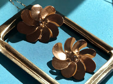 Load image into Gallery viewer, Large Abstract metal flower stud Earrings pierced ears gold
