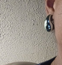 Load image into Gallery viewer, Modern minimalist metallic blue teardrop stud Earrings pierced ears blue
