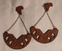 Load image into Gallery viewer, Carved laser wood Africa Earrings pierced ears
