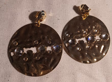 Load image into Gallery viewer, Abstract Modern Brutalist Hammered disc Clip On Dangle Earrings gold

