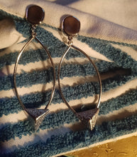 Load image into Gallery viewer, Minimalist Design silver Hoop Clip On Earrings
