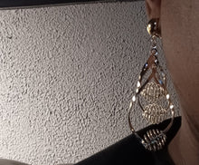 Load image into Gallery viewer, Abstract silver Metal Spiral Hoop  Clip On Earrings
