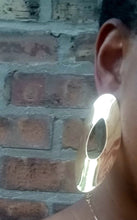 Load image into Gallery viewer, Minimalist Gold Metal Earrings (pierced ears)
