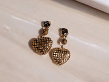 Load image into Gallery viewer, Small Gold Metal Mesh Heart Clip On Earrings
