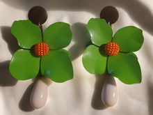 Load image into Gallery viewer, Extra large Abstract Colorblock Flower pop art Clip on Earrings
