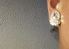 Load image into Gallery viewer, Rhinestone Stud Cluster Clip On Earrings silver
