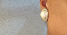 Load image into Gallery viewer, Vintage large Faux Pearl Stud Clip On Earrings

