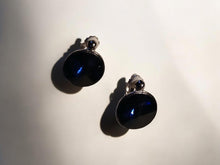 Load image into Gallery viewer, Rhinestone Stud Cluster Clip On Earrings blue/silver
