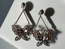 Load image into Gallery viewer, Metal  Butterfly dangle Clip On Earrings silver 3 inch
