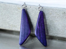 Load image into Gallery viewer, Minimalist Wooden Rectangle Clip on earrings purple
