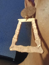 Load image into Gallery viewer, Handpainted Medium sized Wooden bamboo hoop Clip on Earrings 3 inch copper
