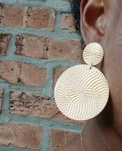 Load image into Gallery viewer, Small Hammered Metal Disc Clip On Earrings gold
