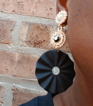 Load image into Gallery viewer, Hammered Metal and rhinestone Glam Clip On Earrings
