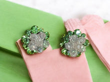 Load image into Gallery viewer, Vintage Chunky Crystal Stud cluster Clip On Earrings
