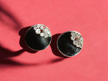 Load image into Gallery viewer, Vintage Chunky Rhinestone Stud cluster Clip On Earrings black silver
