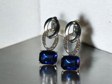 Load image into Gallery viewer, Rhinestone Chain cluster  Clip On Earrings
