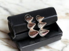 Load image into Gallery viewer, Chunky vintage silver metal spikes 3d Earrings (Pierced Ears)
