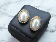 Load image into Gallery viewer, Classic Pearl Stud and rhinestone Clip On Earrings large gold
