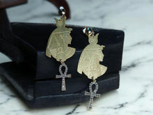 Load image into Gallery viewer, Handmade Egyptian Queen Clip On Earrings, Gold Ankh Design
