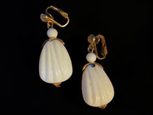 Load image into Gallery viewer, Vintage mid century resin  ball dangle Clip On Earrings 1960s
