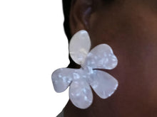 Load image into Gallery viewer, Handmade Abstract Large Flower Clip On Earrings

