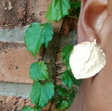 Load image into Gallery viewer, Vintage Gold Large Leaf Clip On Earrings 1970s
