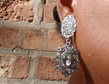 Load image into Gallery viewer, Handmade victorian frame Rhinestone dangle Clip On Earrings
