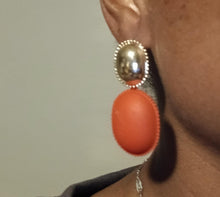 Load image into Gallery viewer, Pop art matte bright red metal earrings Pierced ears
