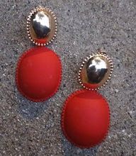 Load image into Gallery viewer, Pop art matte bright red metal earrings Pierced ears
