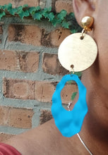 Load image into Gallery viewer, Handmade Hammered Metal Hoop Clip On Earrings
