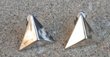 Load image into Gallery viewer, Large Metal pyramid Stud Clip On Earrings silver
