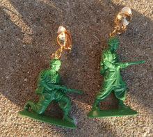 Load image into Gallery viewer, Handmade Acrylic Pop Art Vintage Army men Clip On Earrings
