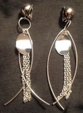 Load image into Gallery viewer, Handmade silver Metal Chain Dangle Clip On Earrings
