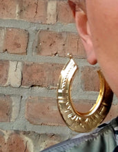 Load image into Gallery viewer, Vintage Style Hip Hop Large Bamboo fulani Earrings
