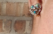 Load image into Gallery viewer, Crystal Heart Stud Clip On Earrings gold
