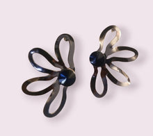 Load image into Gallery viewer, Large Abstract metal flower stud Earrings pierced ears silver
