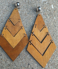 Load image into Gallery viewer, Natural Accordion Wood Clip On Dangle Earrings
