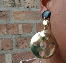 Load image into Gallery viewer, Abstract Geometric Design Dangle Clip on Earrings
