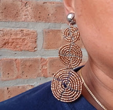 Load image into Gallery viewer, Handmade Maasai Bead African dangle clip on Earrings
