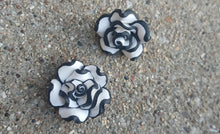 Load image into Gallery viewer, Vintage Handmade Clay Flower Clip On Earrings

