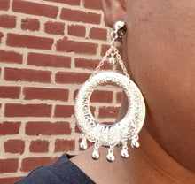 Load image into Gallery viewer, Silver Metal boho Hoop Tassel Clip On Earrings
