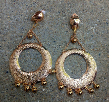 Load image into Gallery viewer, Gold Metal boho Hoop Tassel Clip On Earrings
