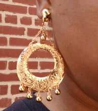 Load image into Gallery viewer, Gold Metal boho Hoop Tassel Clip On Earrings
