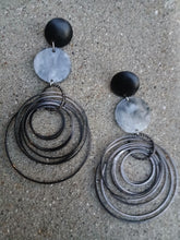 Load image into Gallery viewer, Dark silver Metal Multi Hoop Clip On Earrings
