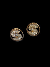 Load image into Gallery viewer, Rhinestone dollar sign Stud Clip On Earrings gold
