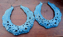 Load image into Gallery viewer, Handpainted boho Bamboo Earrings.
